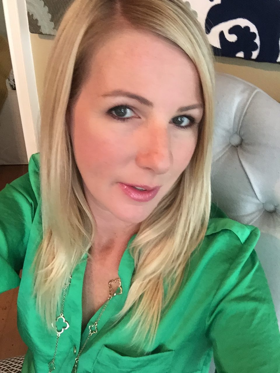 Portrait of Jennifer Roth Miller